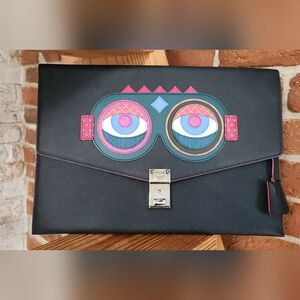 MCM Craig & Karl Eyes On The Horizon Clutch